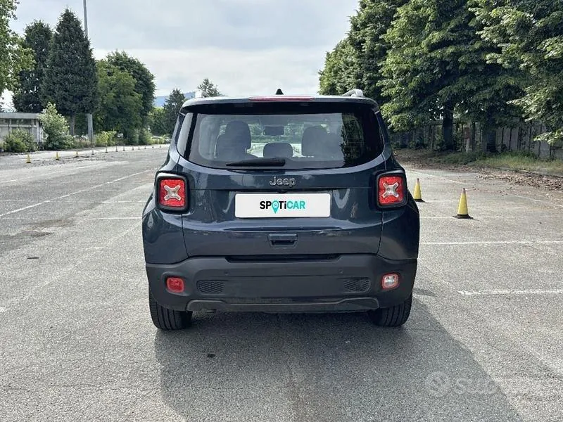 Jeep Renegade 2023 photo 4