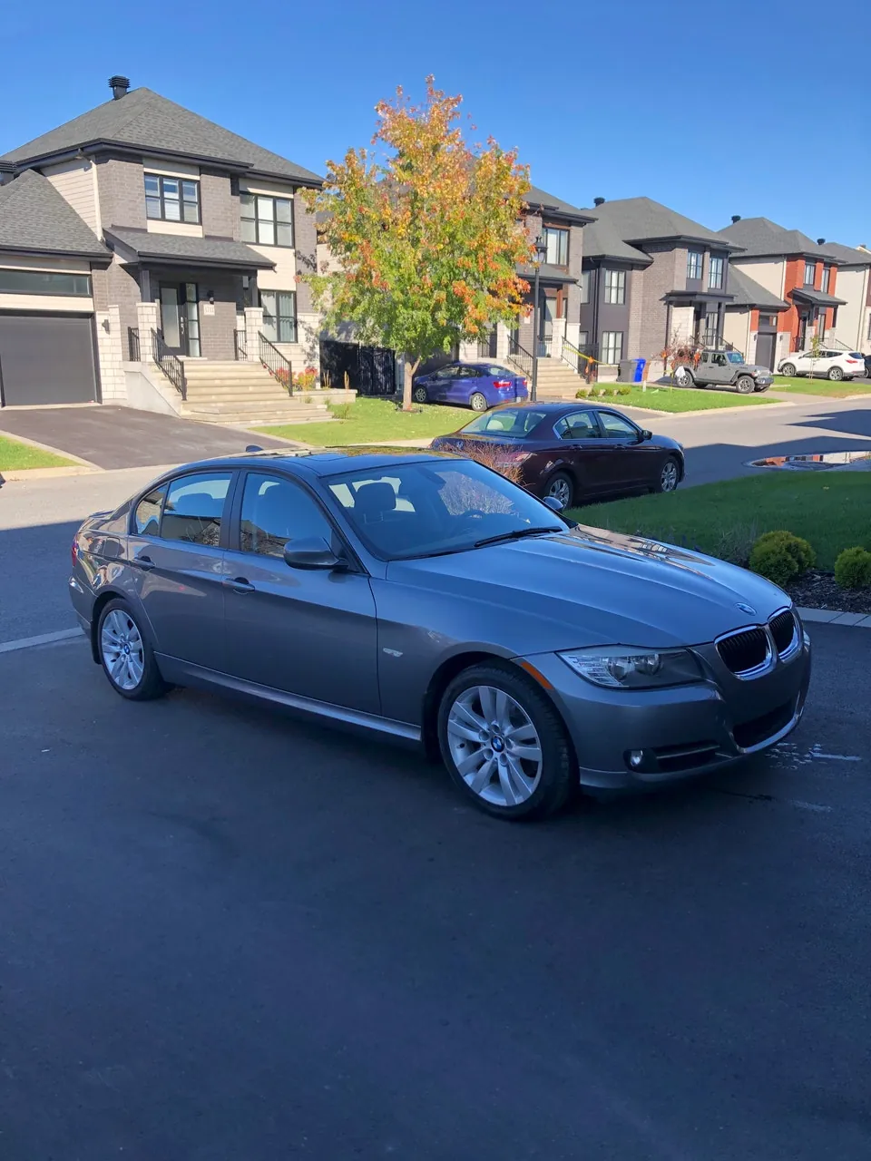 BMW 323I