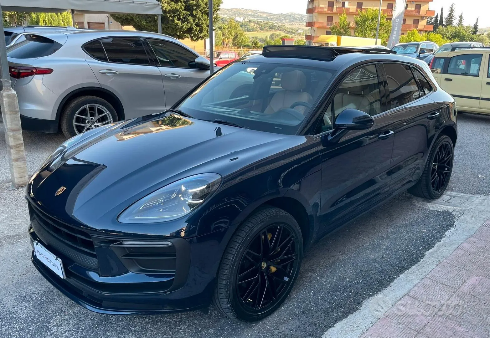 Porsche Macan 2022 photo 2