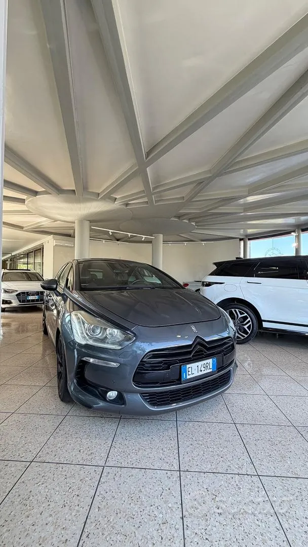 DS Automobiles Ds 5 2012 photo 2