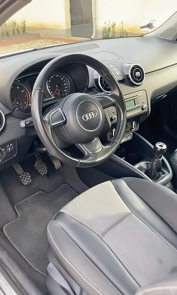Audi A1 2011 photo 4