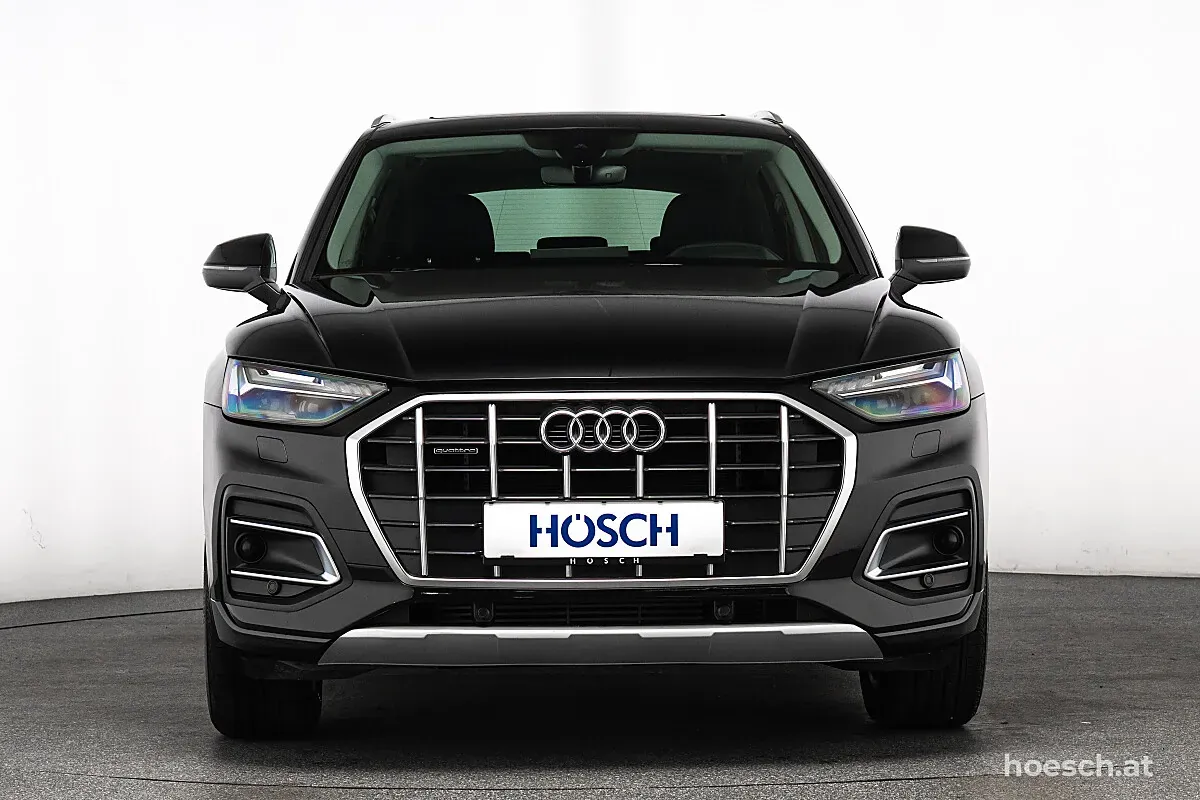 Audi Q5 2023 photo 2