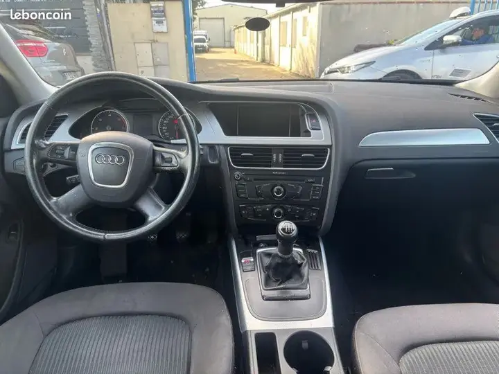 Audi A4 2008 photo 5