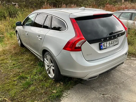 Volvo V60 2015 photo 3