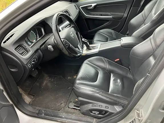 Volvo V60 2015 photo 5
