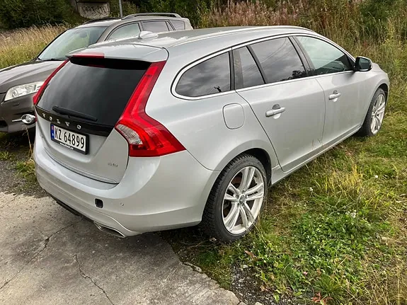 Volvo V60 2015 photo 4