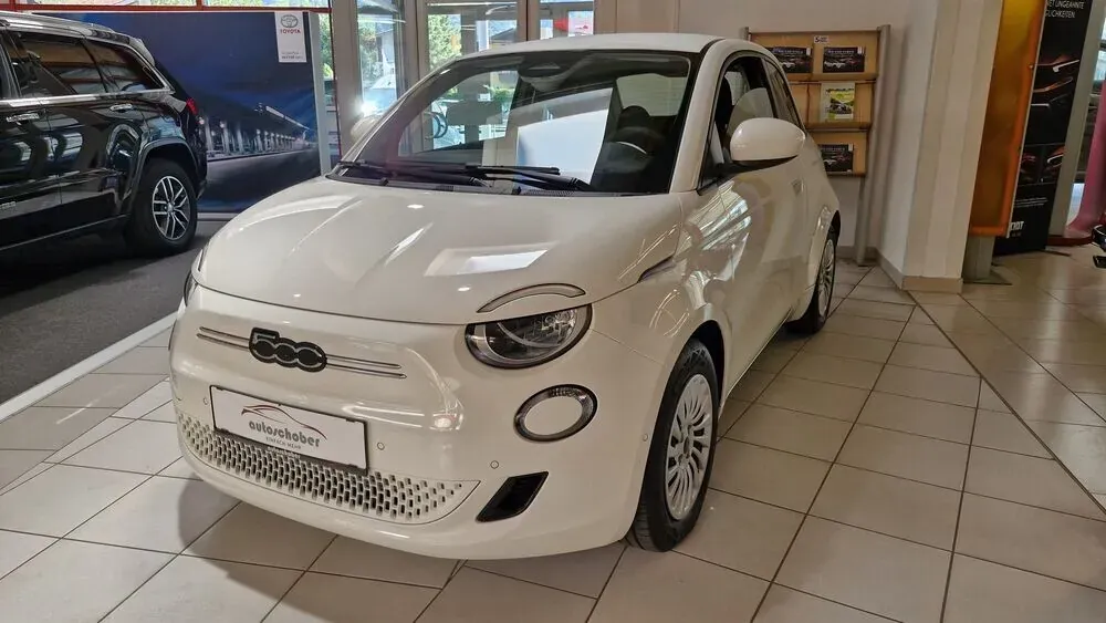 Fiat 500E