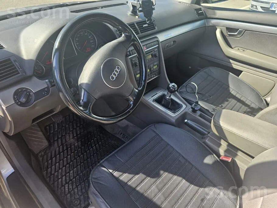 Audi A4 2004 photo 5