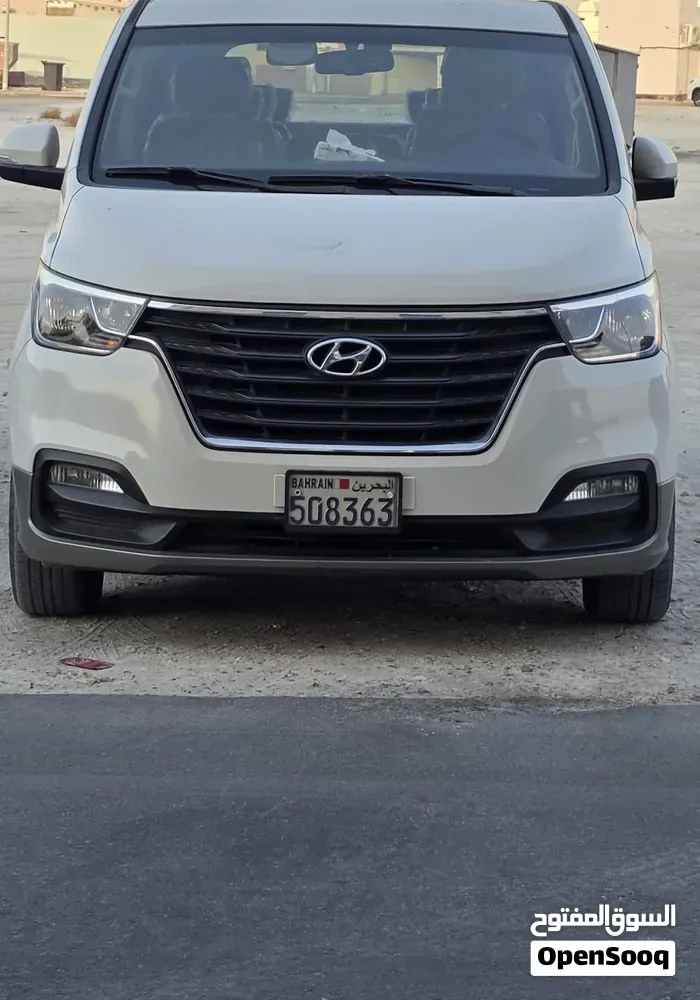 Hyundai H1 2019 photo 2