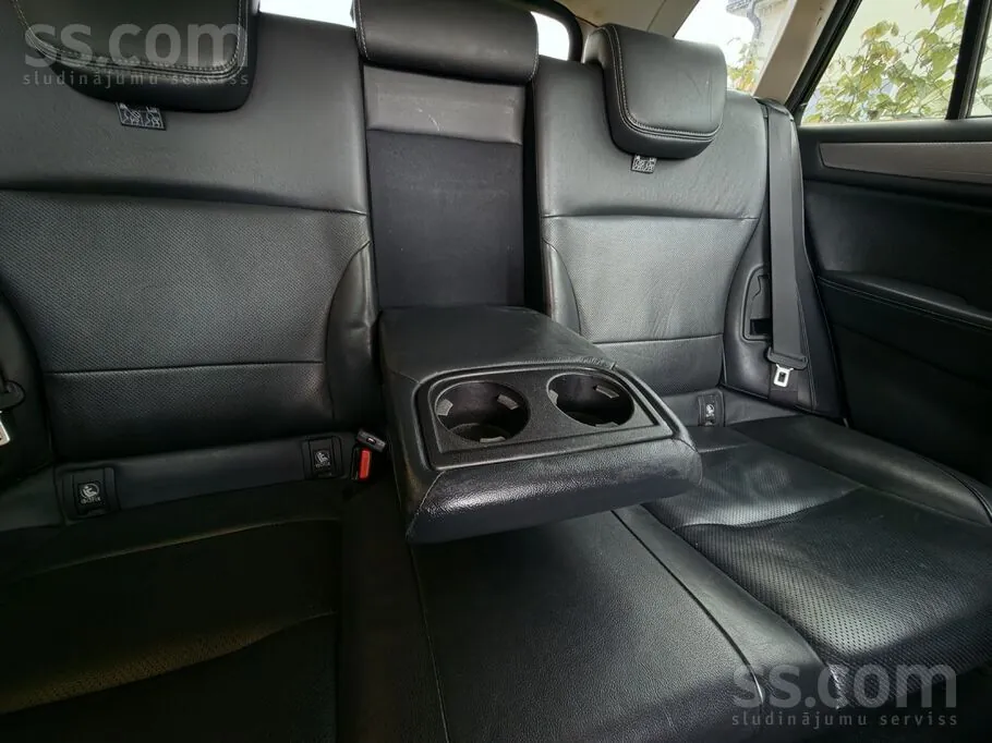 Subaru Outback 2015 photo 4