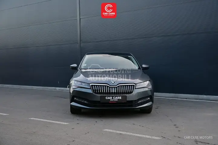 Skoda Superb 2022 photo 2