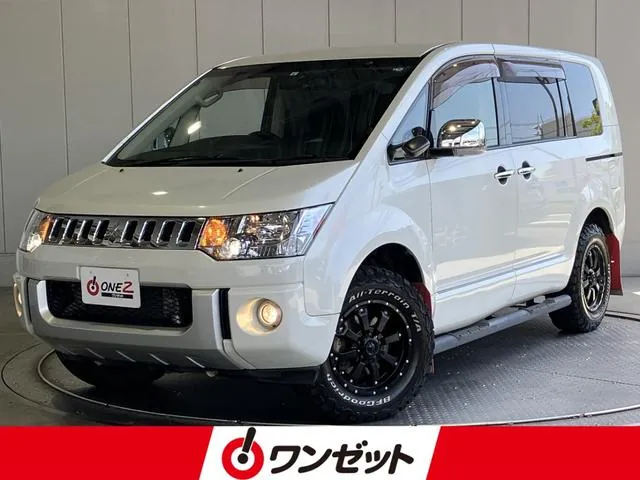 Mitsubishi Delica D:5
