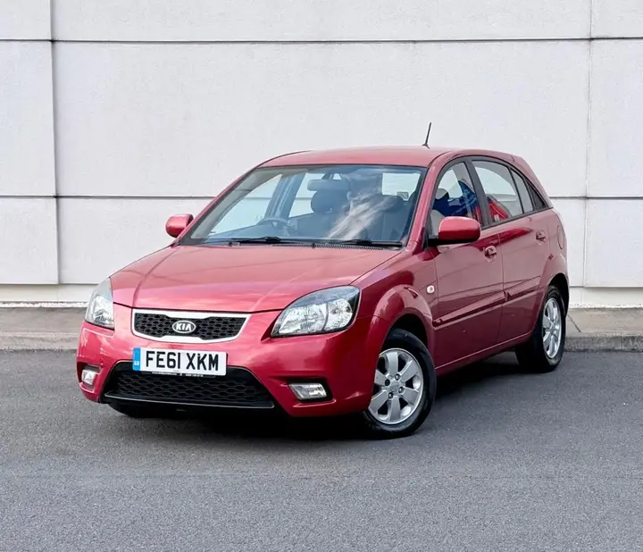 Kia Rio 2011 photo 2