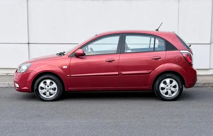 Kia Rio 2011 photo 3