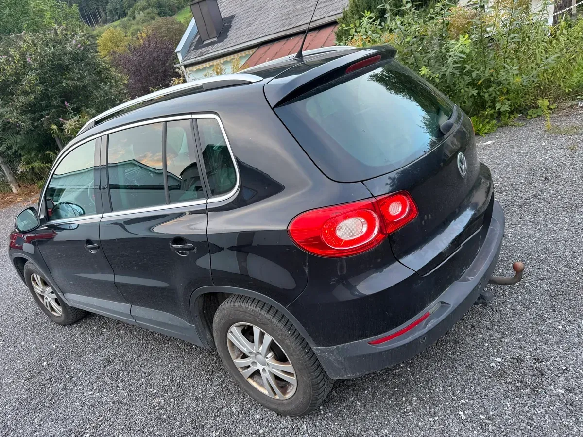 Volkswagen Tiguan 2008 photo 2