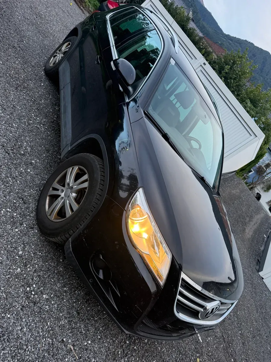 Volkswagen Tiguan 2008 photo 3