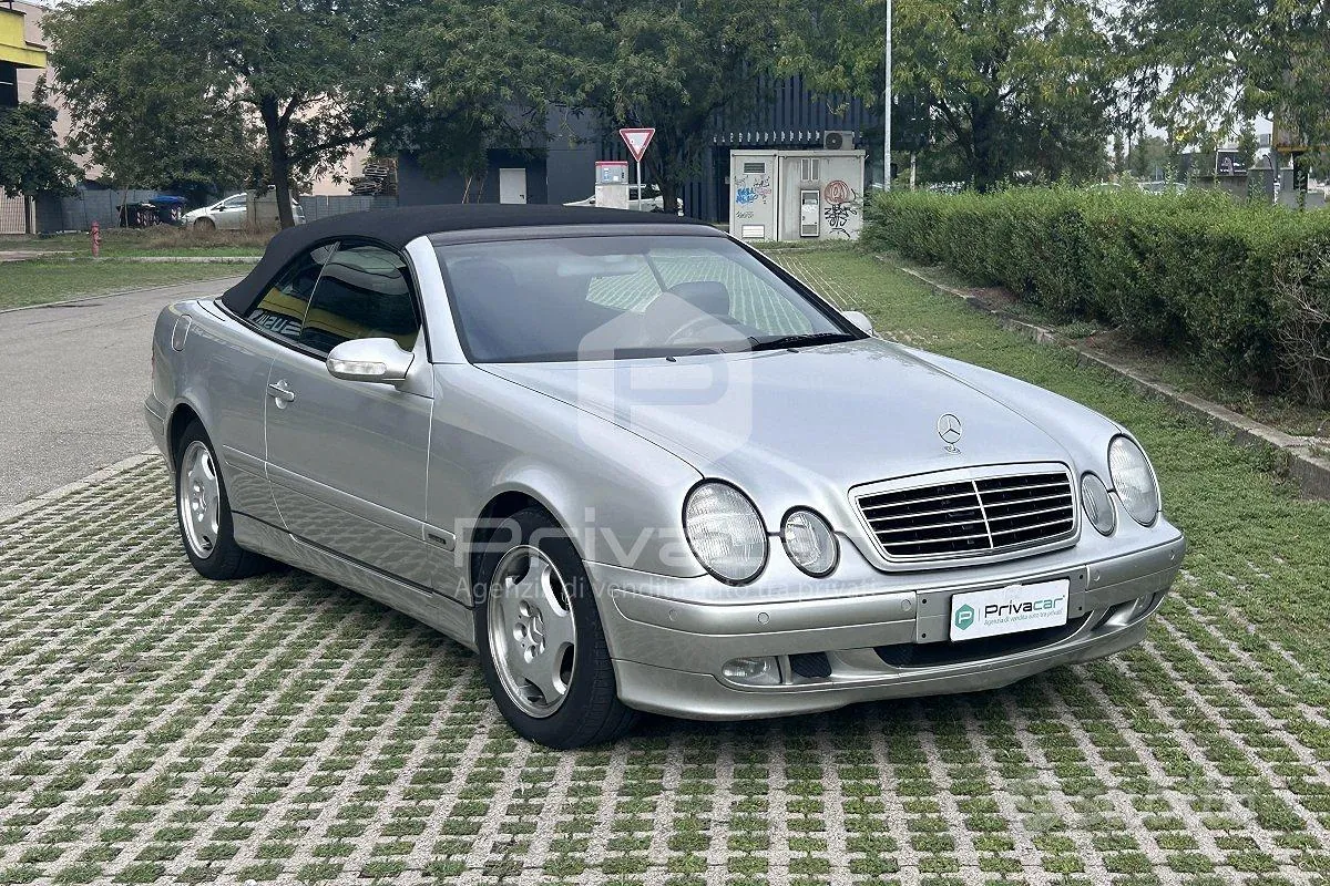 Mercedes-Benz Clk 200 Kompressor Cabrio Elegance 2001 photo 3