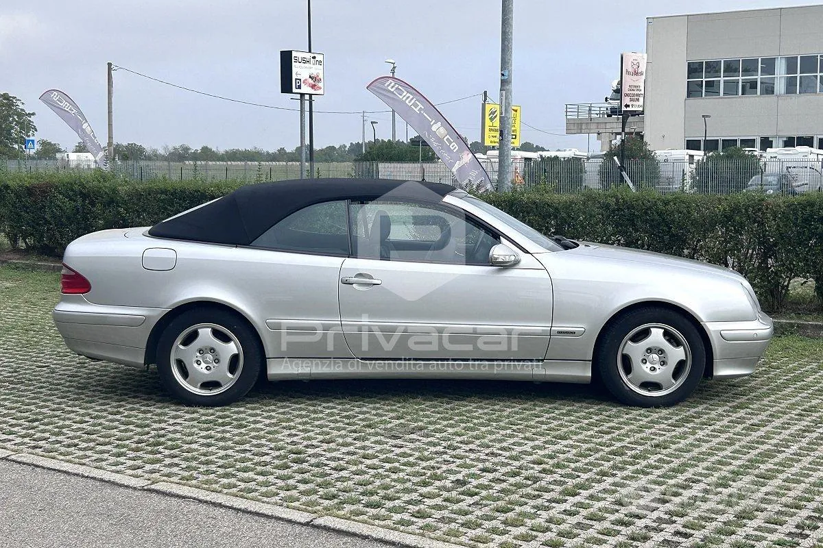 Mercedes-Benz Clk 200 Kompressor Cabrio Elegance 2001 photo 4