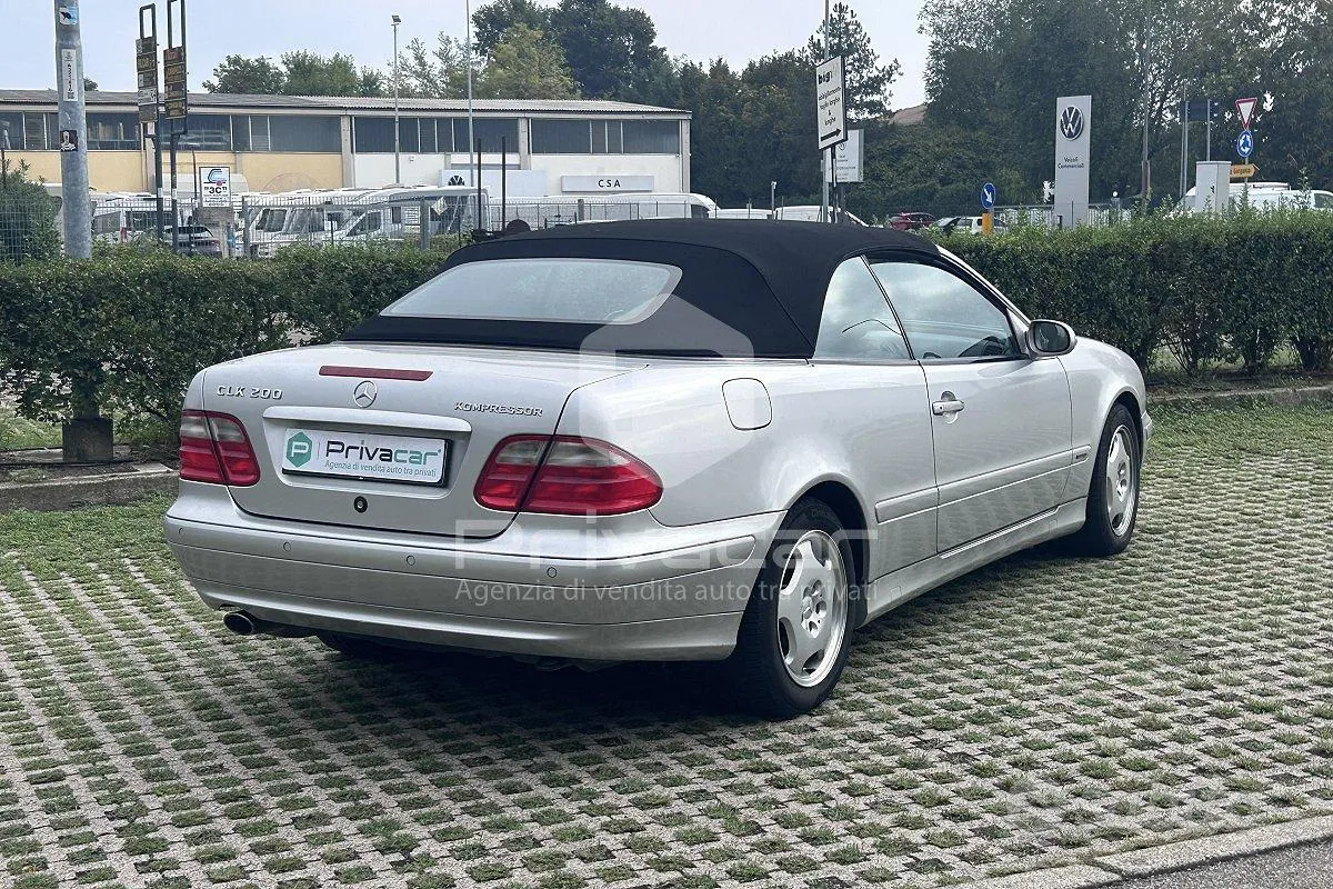 Mercedes-Benz Clk 200 Kompressor Cabrio Elegance 2001 photo 5