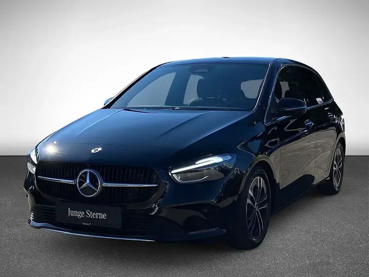 Mercedes-Benz B-Class 2026 photo 2
