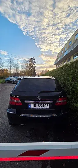 Mercedes-Benz B 180 D