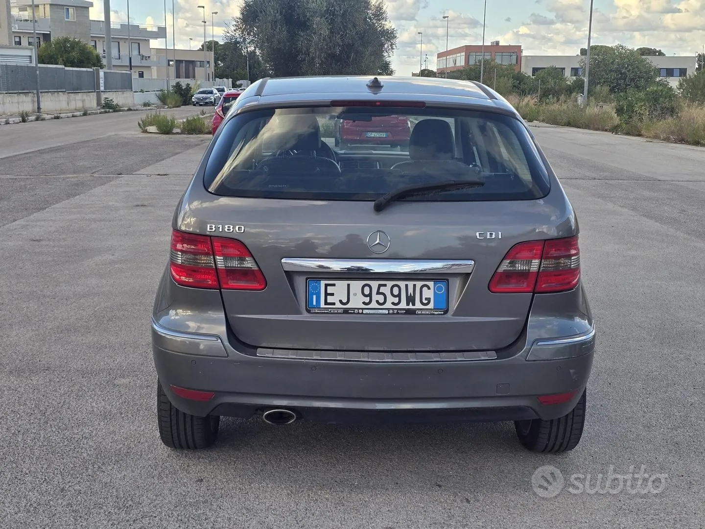 Mercedes-Benz B 180 Cdi Premium 2011 photo 4