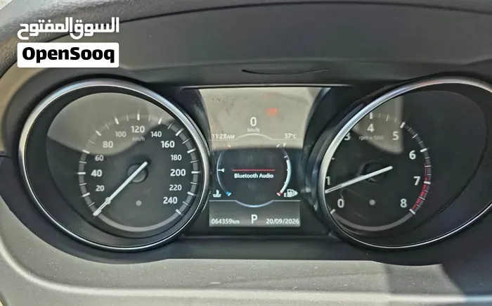 Land Rover Discovery Sport 2018 photo 4