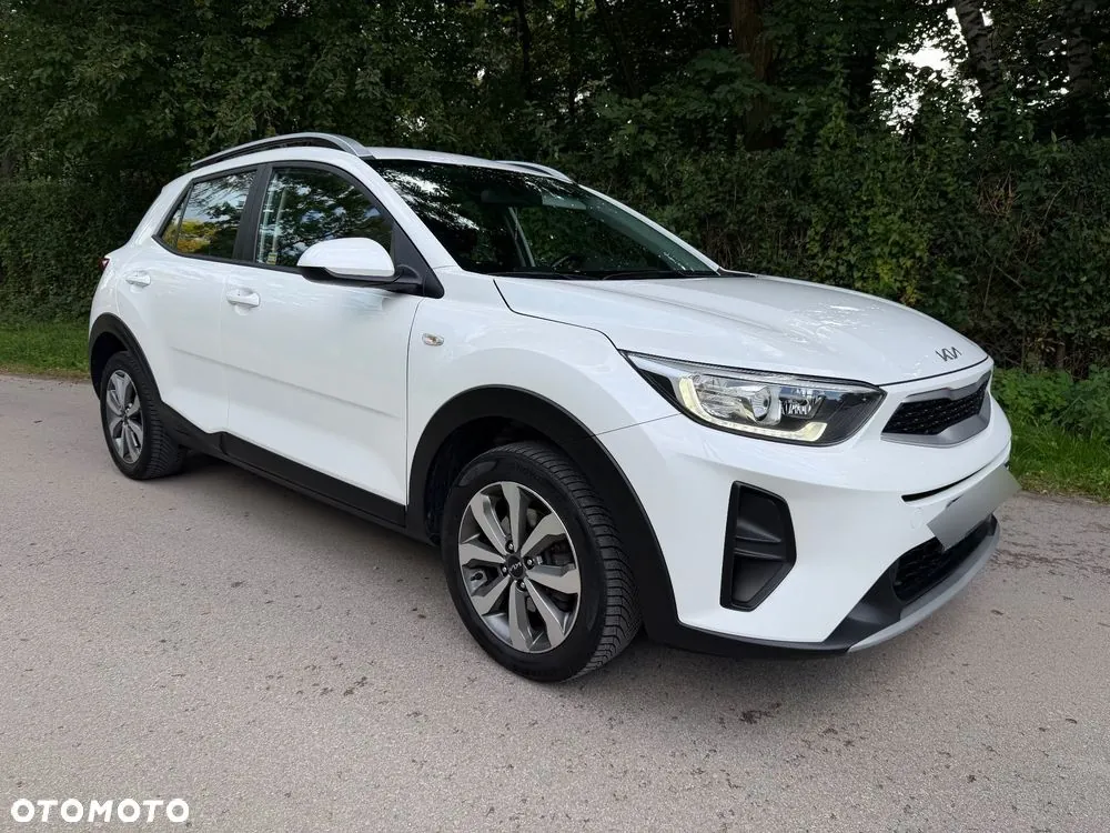 Kia Stonic 2024 photo 2