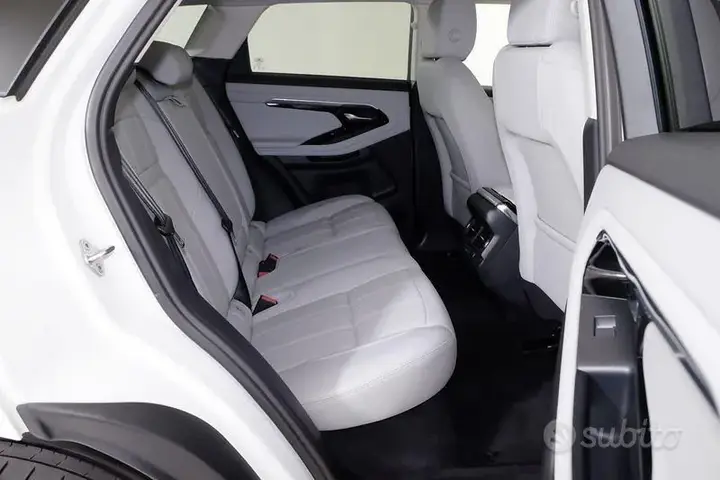 Land Rover Evoque 2021 photo 5