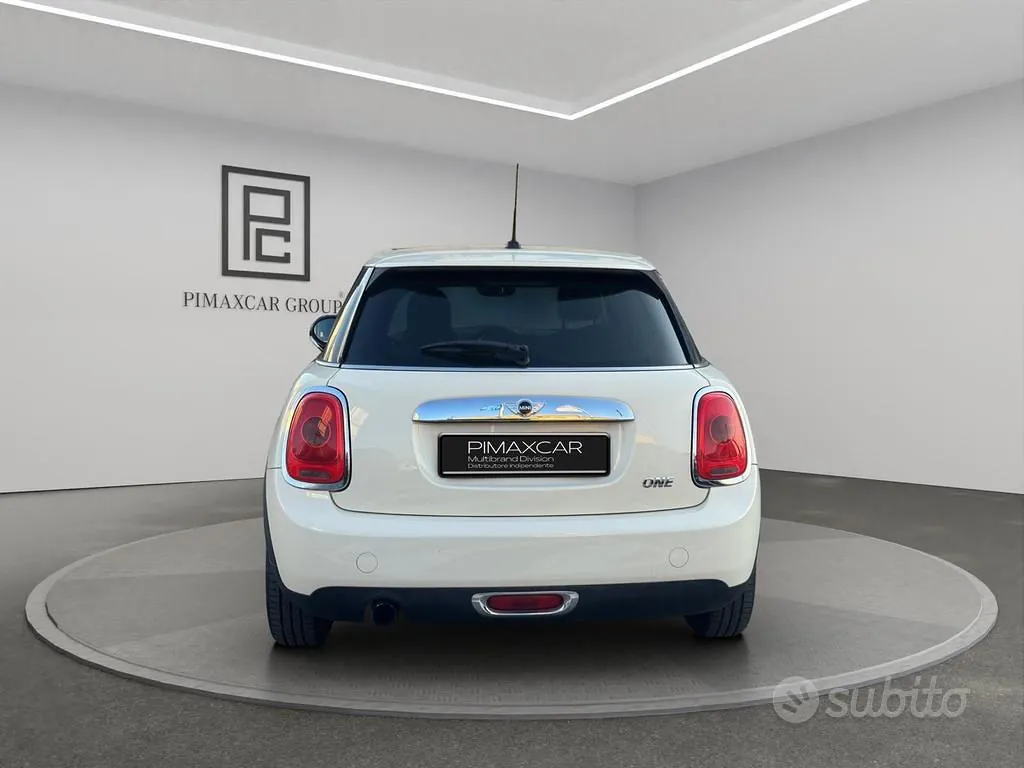 Mini Mini One 2015 photo 5