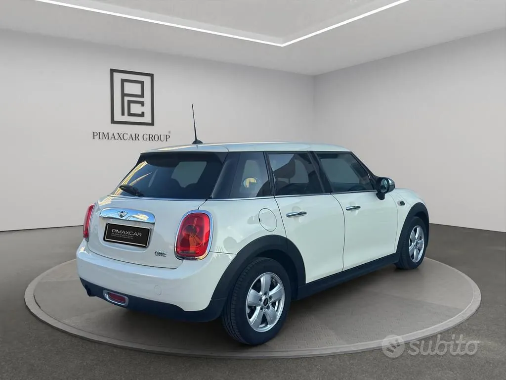 Mini Mini One 2015 photo 3