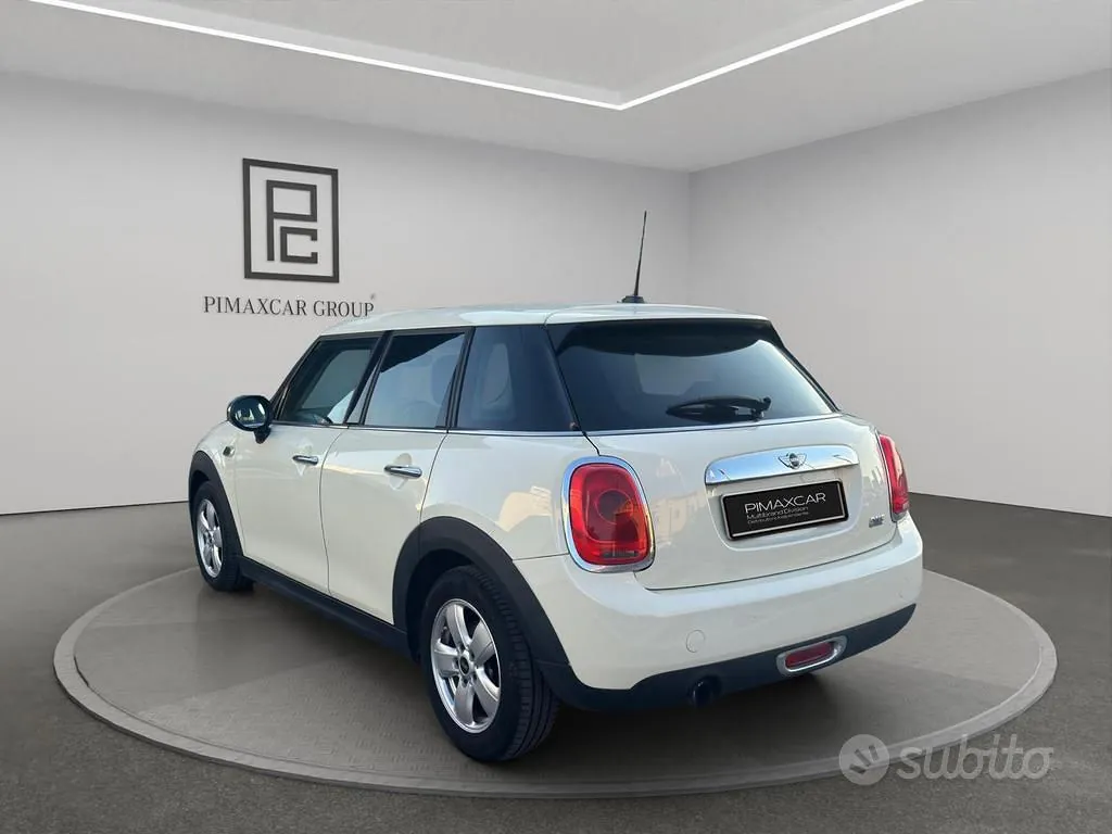 Mini Mini One 2015 photo 2