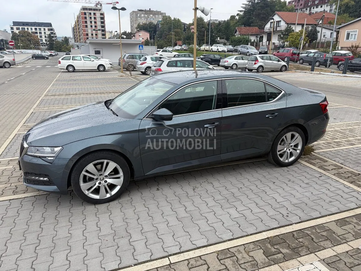 Skoda Superb 2021 photo 4