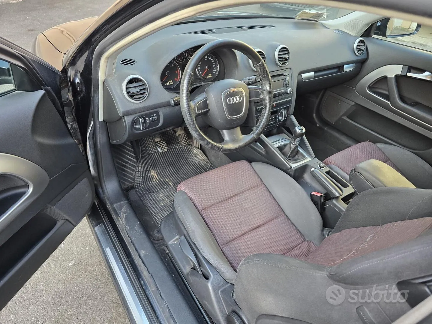 Audi A3 2010 photo 3
