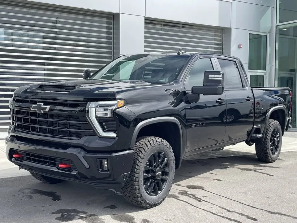 Chevrolet Silverado 3500Hd 2026 photo 4
