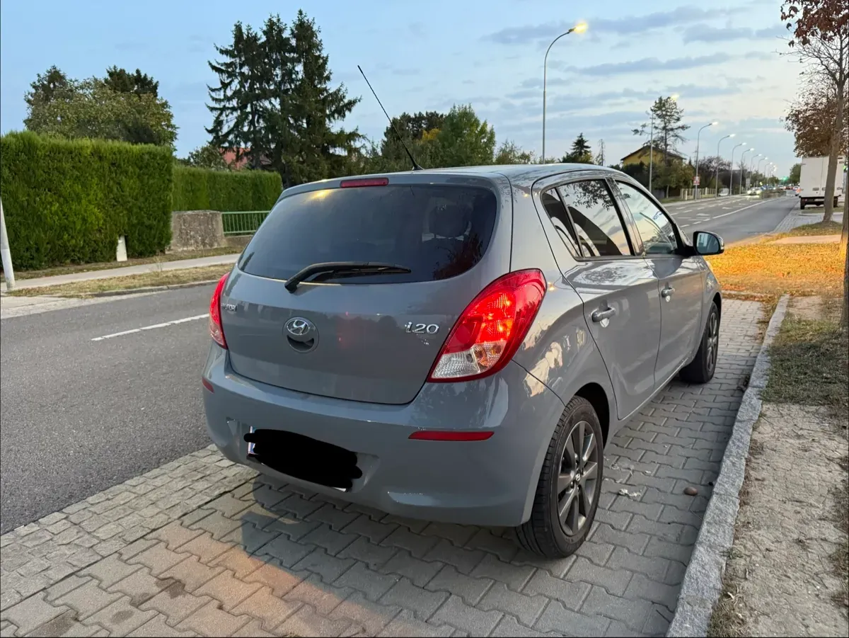 Hyundai I20 2014 photo 3