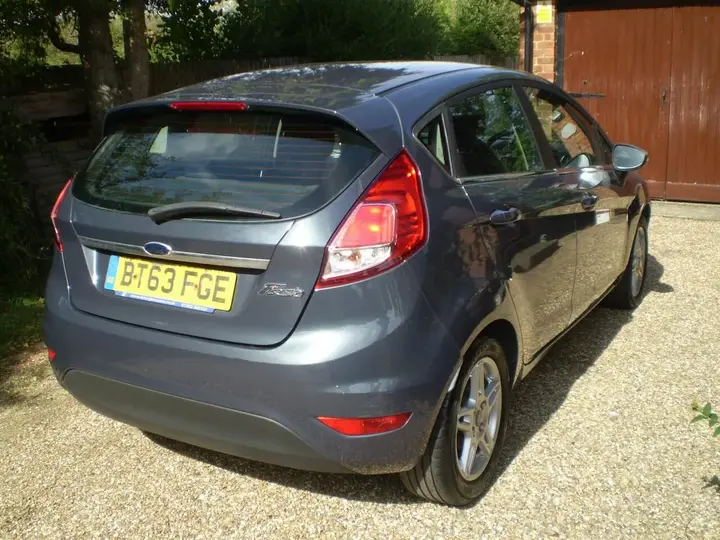 Ford Fiesta 2013 photo 5