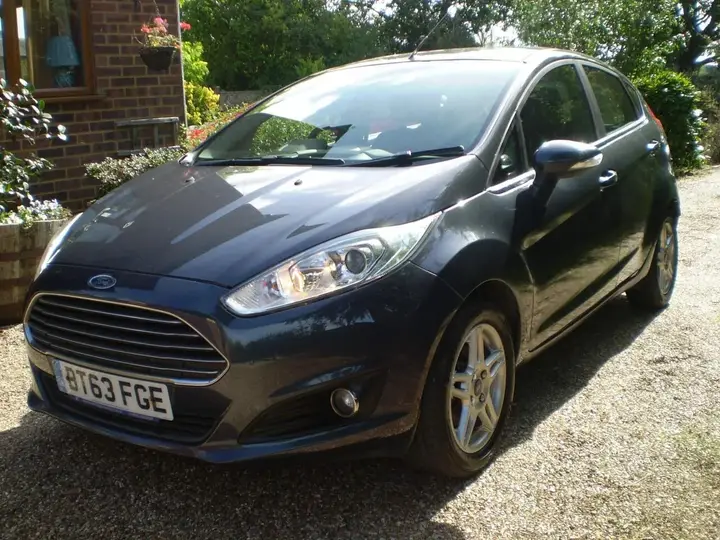 Ford Fiesta 2013 photo 3
