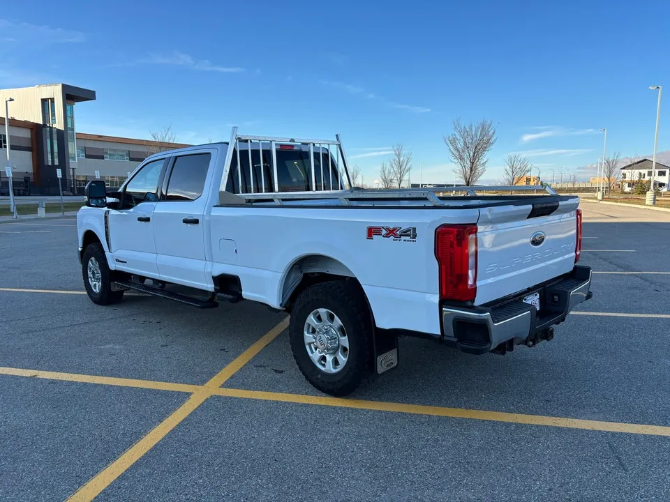 Ford F350 2024 photo 4