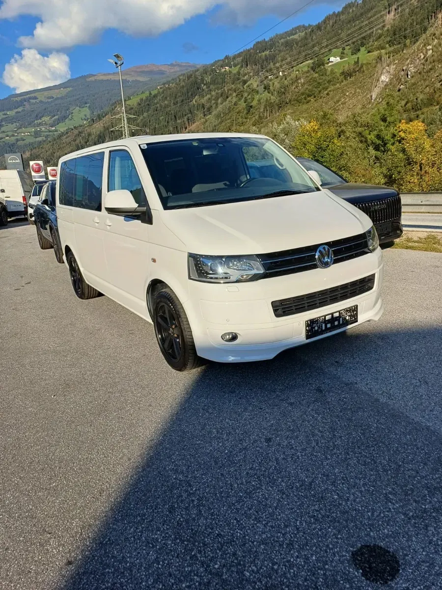 Volkswagen T5 2012 photo 2