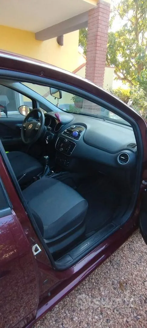 Fiat Punto 2013 photo 3