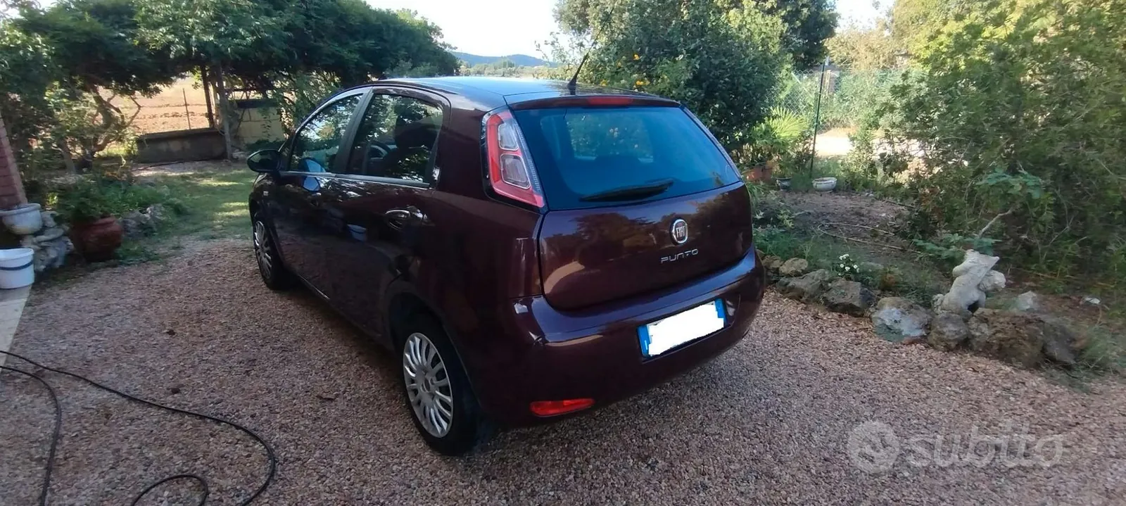 Fiat Punto 2013 photo 2
