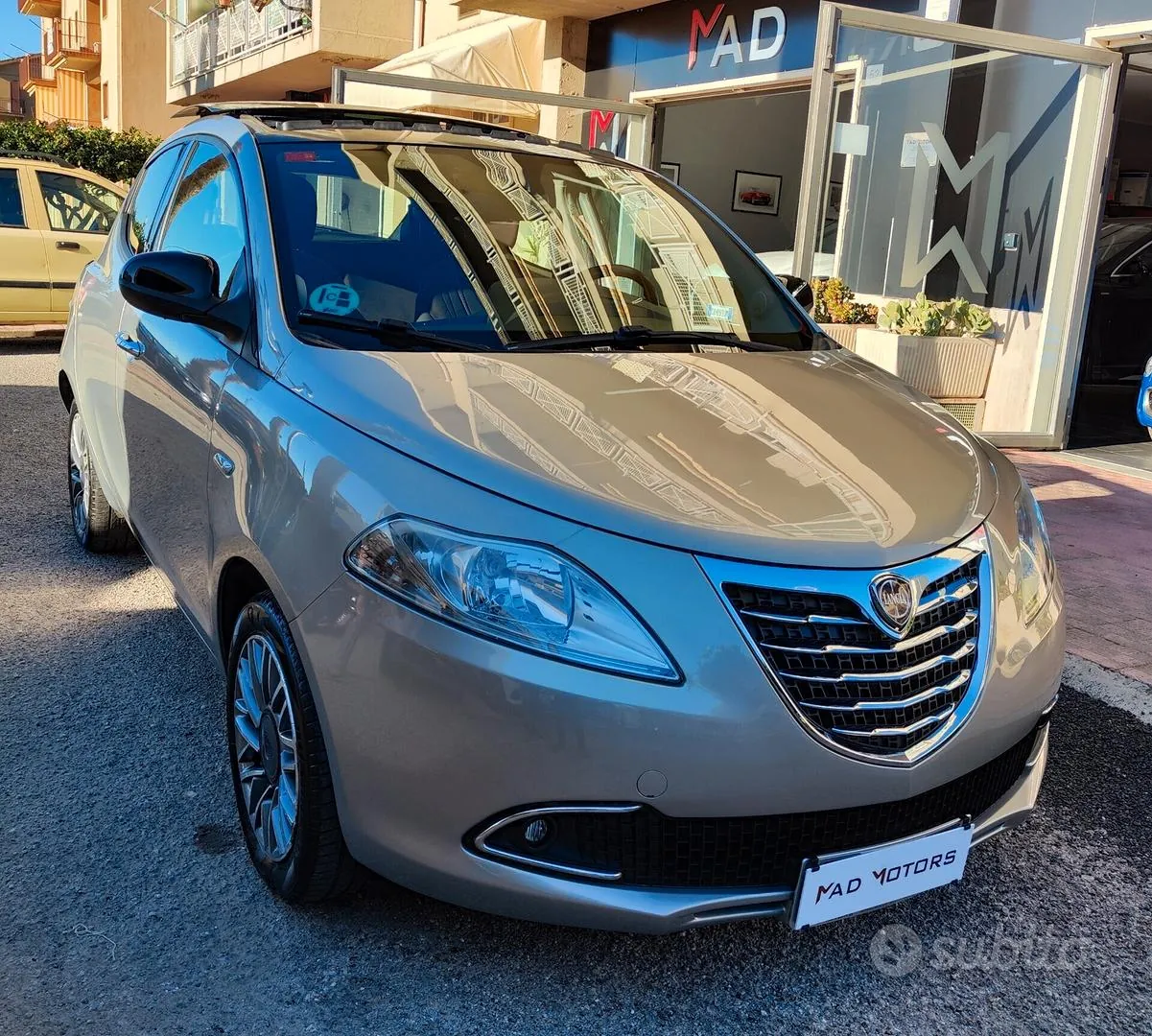 Lancia Ypsilon 2012 photo 2