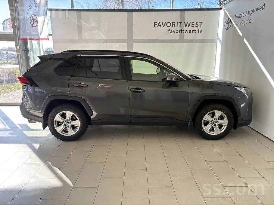 Toyota Rav4 2019 photo 3
