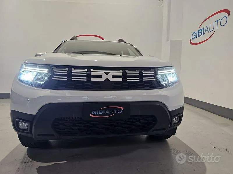 Dacia Duster 2023 photo 3