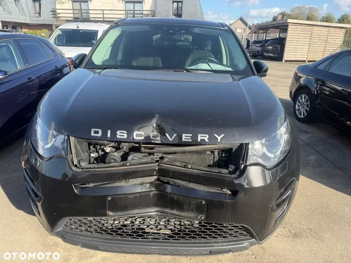 Land Rover Discovery Sport 2018 photo 2