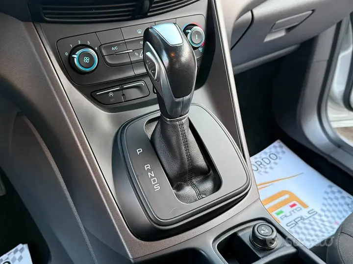 Ford C-Max 2017 photo 2