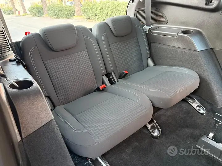 Ford C-Max 2017 photo 3