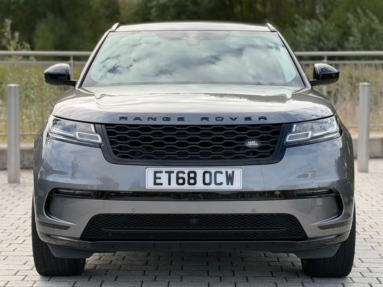 Land Rover Range Rover Velar 2018 photo 4