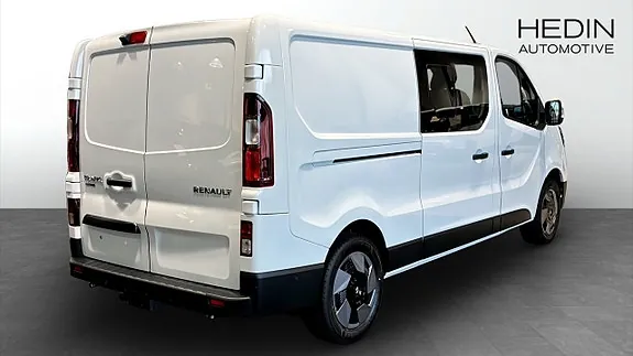 Renault Trafic 2026 photo 2